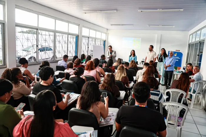 - Ação contou com técnicos do MDS e reuniu profissionais de 16 municípios (Foto: Honório Moreira)