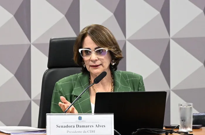 Relatora, Damares Alves votou a favor do PL 3.452/2025, de Daniella Ribeiro; aprovado pela CDH, texto vai à CDH - Foto: Carlos Moura/Agência Senado