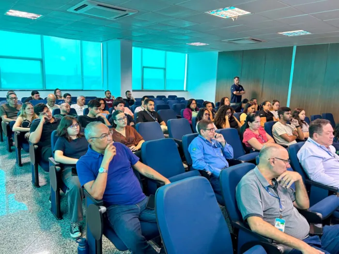 Palestra do Abril Verde estimula cuidados com a saúde mental no ambiente de trabalho