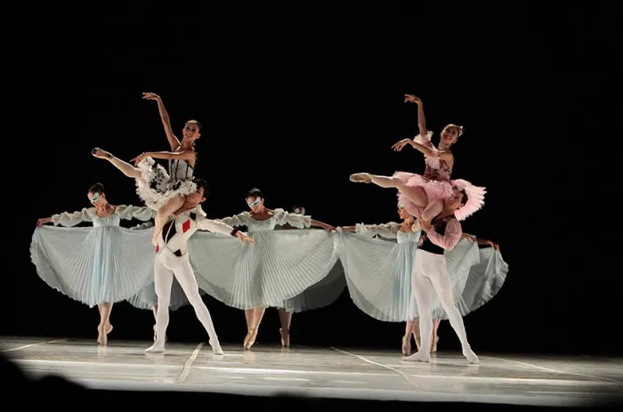 Publicada nesta quarta-feira, a Lei 15.396, de 2026 garante direitos aos profissionais da dança - Foto: Mauro Artur Schlieck/Prefeitura de Joinville