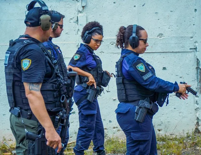 Polícia Municipal realiza treinamento de instrução de tiro voltado para mulheres da corporação