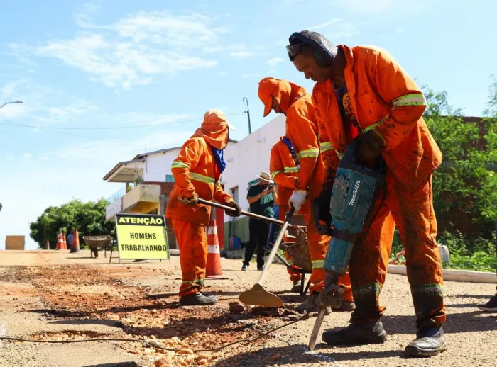 Com foco na segurança viária, Prefeitura de Petrolina avança em manutenção asfáltica