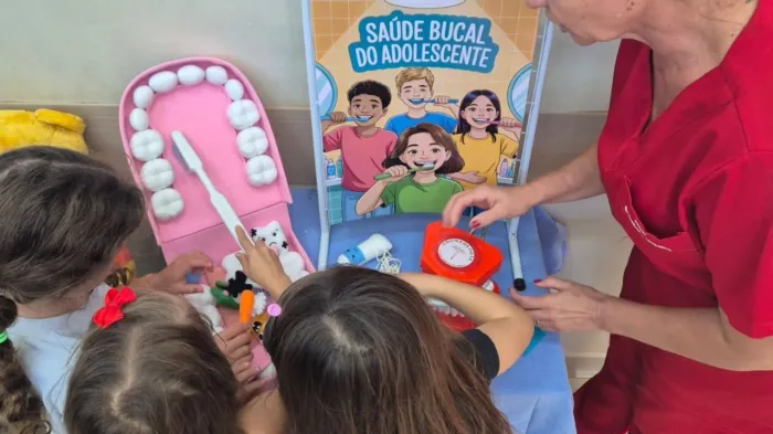 Saúde promove campanha “Abril Grená”, de prevenção a doenças bucais