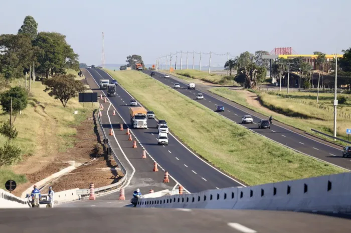 Rodovia Brigadeiro Faria Lima, em Barretos, recebe melhorias viárias e reforço na segurança desde início da concessão