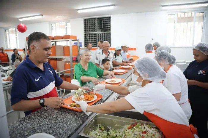 Governo de SP anuncia ampliação do Bom Prato em Santos com atendimento aos finais de semana