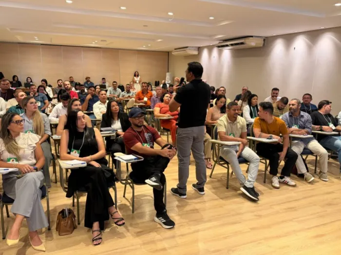 O foco principal foi no alinhamento de procedimentos, na melhoria do ambiente de trabalho e, consequentemente, no atendimento ao cidadão