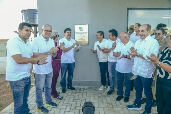 Governador inaugura terminal de passageiros do aeroporto de Uruçuí, que agora passa a operar voos noturnos