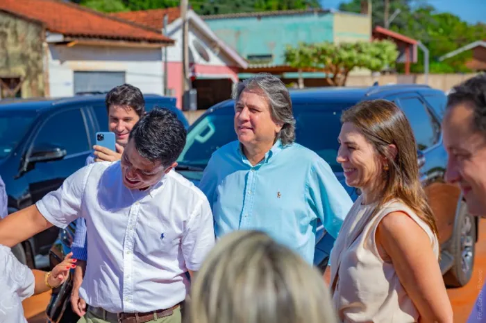 Ao lado do governador, Caravina acompanha obras e avanços em Glória de Dourados