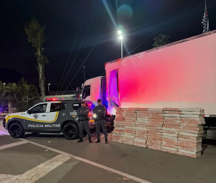 PM Rodoviária apreende 1,5 tonelada de maconha em rodovia do interior de São Paulo