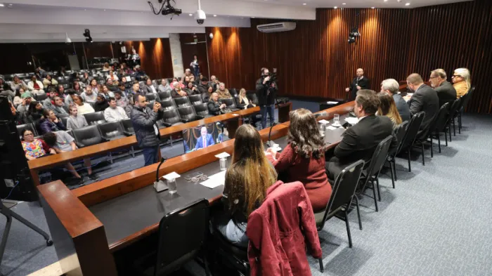 Audiência Pública ocorreu no Plenário da Assembleia na manhã desta segunda-feira (4). - Créditos: Valdir Amaral/Alep