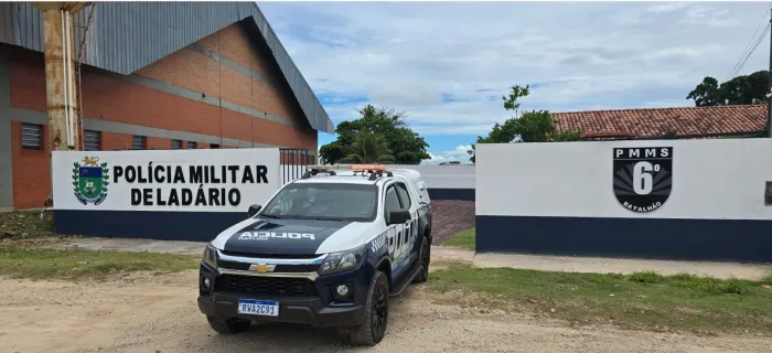 Polícia Militar Prende Dupla e Captura Foragido da Justiça Após Tentativa de Furto de Motocicleta em Ladário