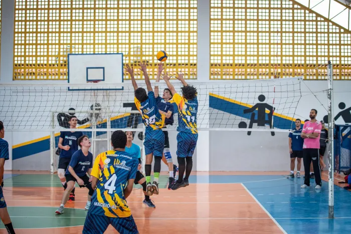 Disputas tiveram início com as modalidades coletivas - Kaique Pacheco e Alexandre Teixeira/ Ascom Seduc