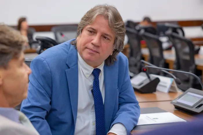 Caravina solicita adequação de lei para garantir direitos de policiais civis mulheres