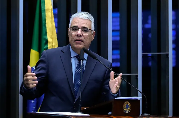 Girão cobra CPI do Master e questiona mudança de posição de governistas