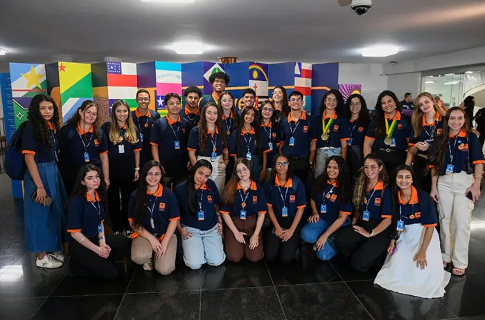 Estudantes que participaram do Programa Jovem Senador 2025: a iniciativa foi apresentada em seminário sobre cidadania na escola, organizado pela Rede Nacional de Educação Cidadã (Redenec) - Foto: Marcos Oliveira/Agência Senado