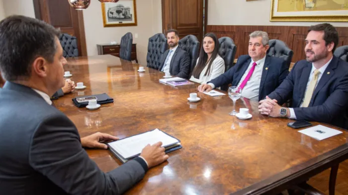 Reunião ocorreu nesta segunda-feira (4). - Créditos: Divulgação/Assessoria Parlamentar