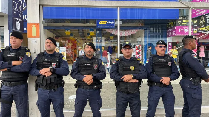Dia das Mães: Guarda Municipal intensifica patrulhamento no Centro e no bairro Brasil para garantir segurança dos consumidores