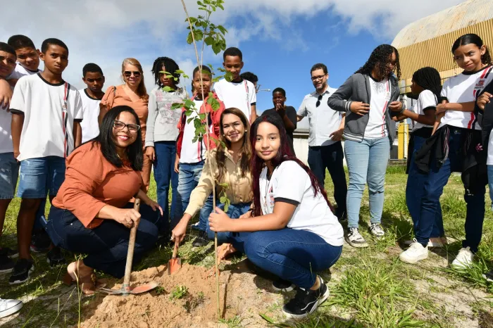 Mobilização social marca campanha “Faça Bonito” em escola de Alagoinhas