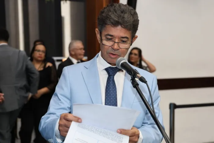 Nesta quinta-feira à noite sessão solene para entrega da medalha 