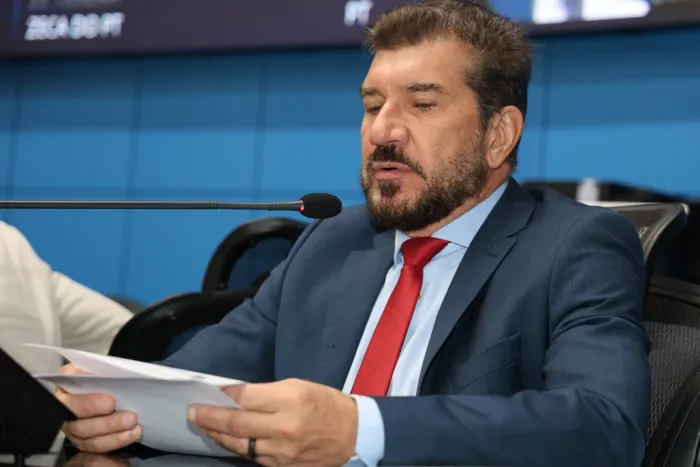 Ordem do Dia: Enfrentamento ao idadismo é aprovado em 1ª discussão