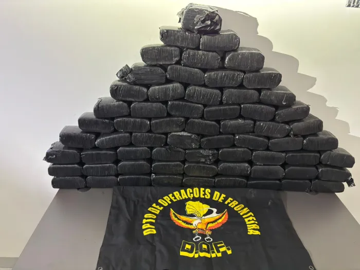 DOF apreende mais de 70 quilos de skunk escondidos em pneus e prende casal em Bataguassu