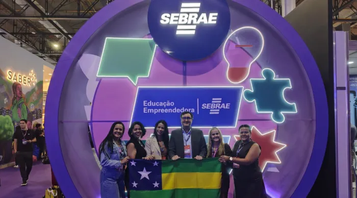 Pesquisadores e gestores da educação pública sergipana participam da cerimônia de entrega Prêmio Educador Transformador