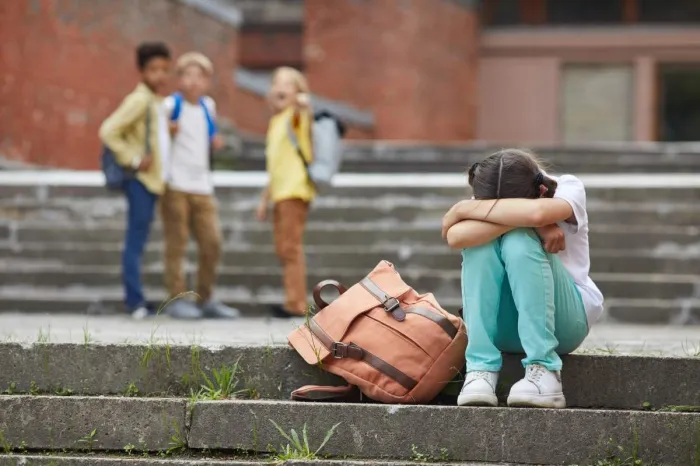 Prefeitura capacita educadores sobre prevenção de violência no contexto escolar
