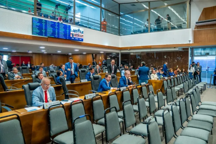 Medidas reforçam organização da Polícia Militar e ampliam estrutura dos Bombeiros