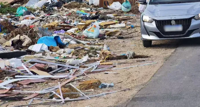 Prefeitura flagra descarte irregular de resíduos em área do Distrito Industrial de Petrolina