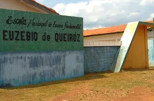  Escola Municipal de Ensino Fundamental Euzébio de Queiroz, do município de Alto Alegre dos Parecis (Foto: Google Maps)