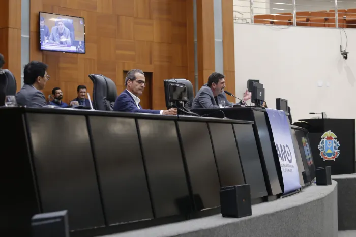 Sessão especial na ALMT celebra Dia do Oftalmologista e reforça cuidados com a visão