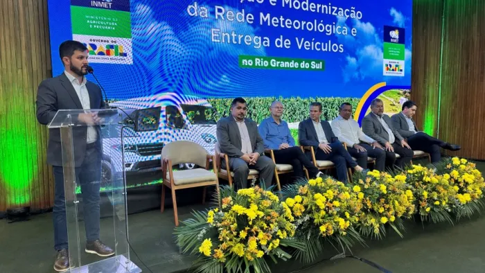 Cerimônia foi realizada em Porto Alegre e incluiu entrega de veículos para o instituto -Foto: Divulgação Seapi