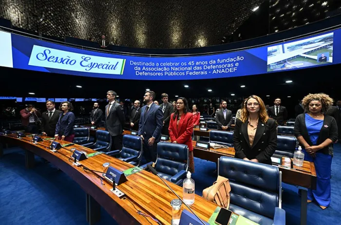 A sessão especial no Senado homenageou a Associação Nacional das Defensoras e Defensores Públicos Federais (Anadef) por seu 45 anos - Foto: Saulo Cruz/Agência Senado