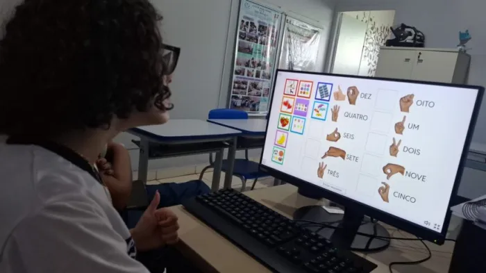 O municípiovem se consolidando como referência em educação especial na rede estadual de ensino, por meio de práticas pedagógicas voltadas à inclusão e acessibilidade em escolas estaduais 