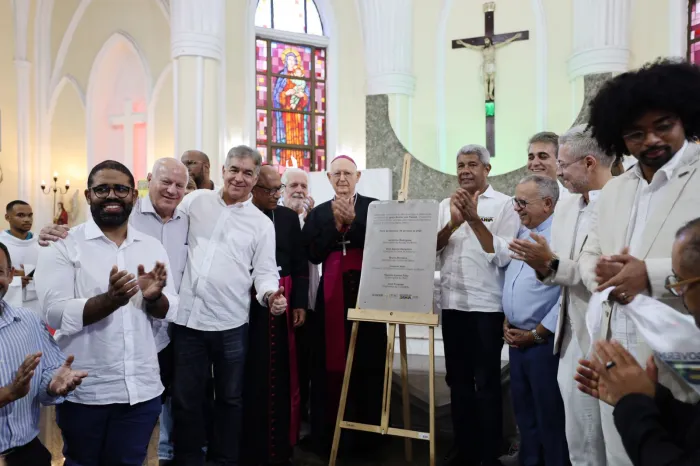 Governo do Estado entrega obra de restauração da fachada do Santuário Senhor dos Passos