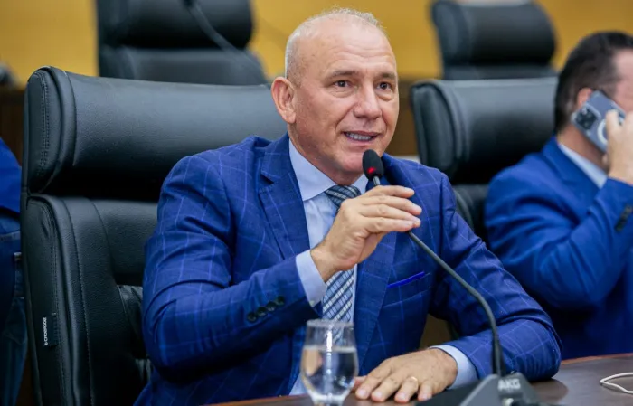 Ezequiel Neiva fortalece educação com investimento na Escola José Basilio da Gama, em Alta Floresta D’Oeste