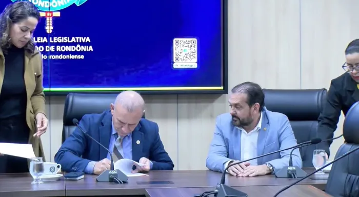  Parlamentares durante reunião da Comissão de Saúde da Alero (Foto: Reprodução Youtube Alero)