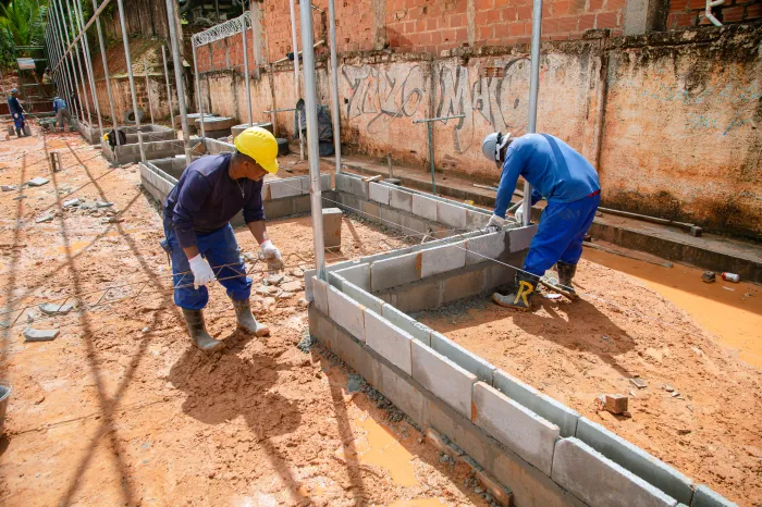 Troca do alambrado marca início da requalificação do Campo do Vietnã