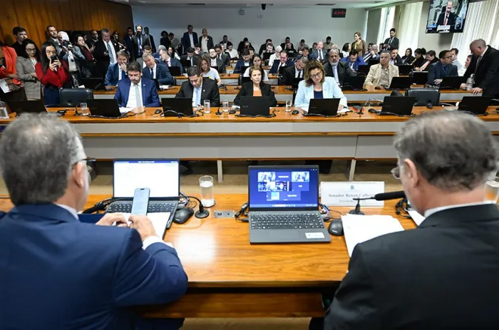 O projeto, do senador Jayme Campos, recebeu parecer favorável da senadora Damares Alves - Foto: Andressa Anholete/Agência Senado