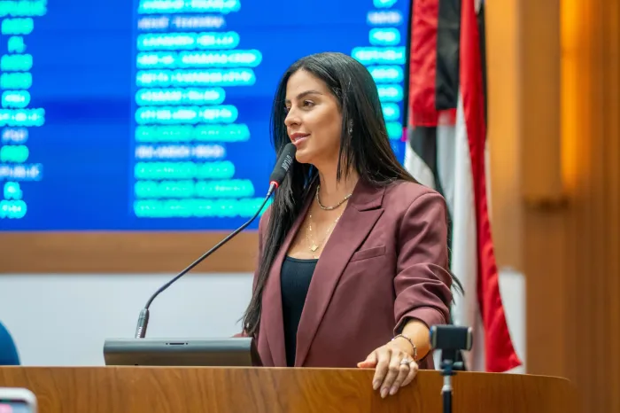 Alema aprova projetos da deputada Daniella voltados à proteção e autonomia das mulheres