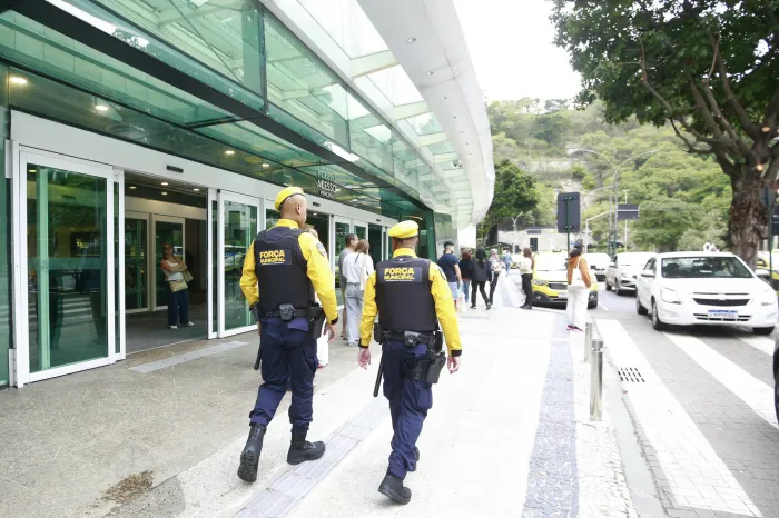 Desde a implantação da Força Municipal, os agentes já realizaram 476 prisões e detenções e recuperaram 83 celulares - Marcos de Paula / Prefeitura do Rio