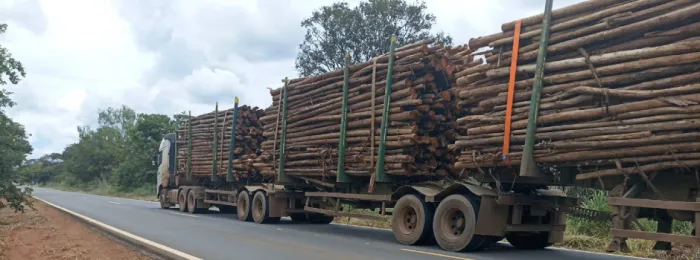 DER-MG restringe circulação de veículos de carga acima de 57 toneladas na MGC-259 entre Curvelo e Felixlândia