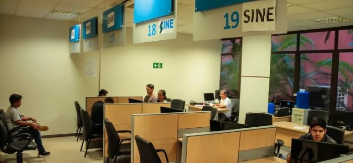  Atendimento presencial orienta trabalhadores nas unidades do Tudo Aqui em Rondônia (Foto: Daiane Mendonça I Governo de Rondònia)