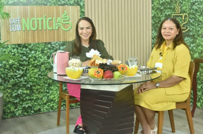 A jornalista Elda Borges entrevistou Rutneia Monteiro no Café desta quinta-feira