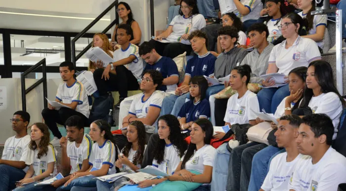 Pré-Uni intensifica preparação para o Enem com revisão de Ciências Humanas neste sábado, 16