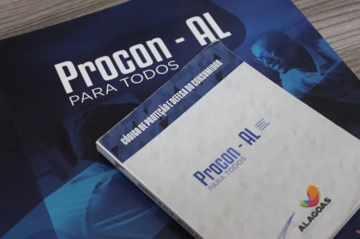 Procon identificou irregularidades em reajuste de 49,5% aplicado em plano de pessoa idosa - Ascom Procon-AL