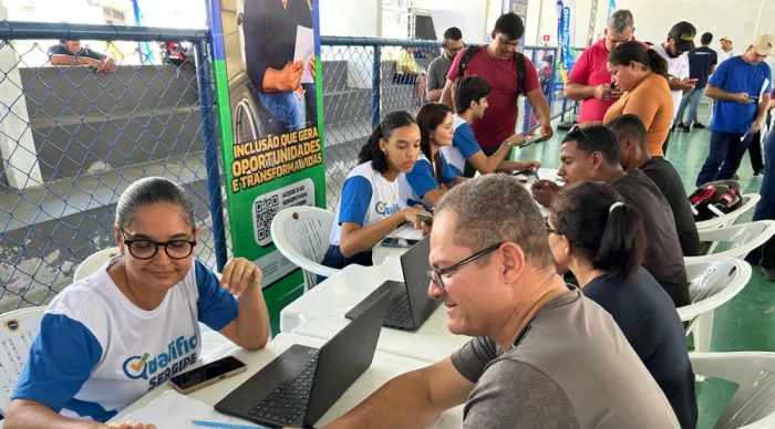 Mutirão do Emprego leva vagas e qualificação profissional ao centro de Aracaju