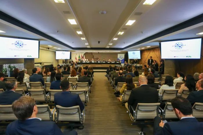 Vitória da Conquista participa de reunião nacional sobre integridade nas contratações públicas