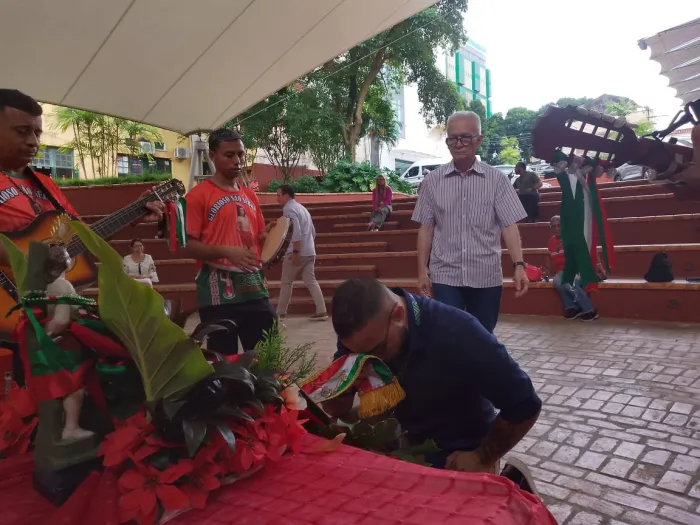 Imagem peregrina de São Sebastião de Cachoeira do Arari visita a Setur