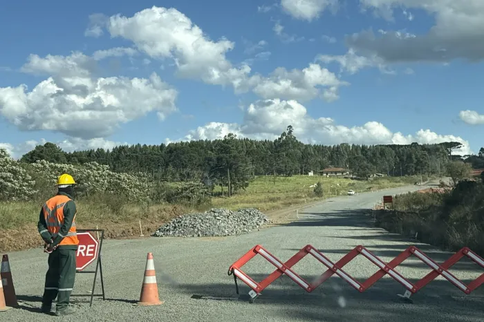Obra de R$ 187 milhões, pavimentação de rodovia entre Imbaú e Reserva avança